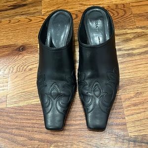 Khaite Madison Mule. Black Size 37